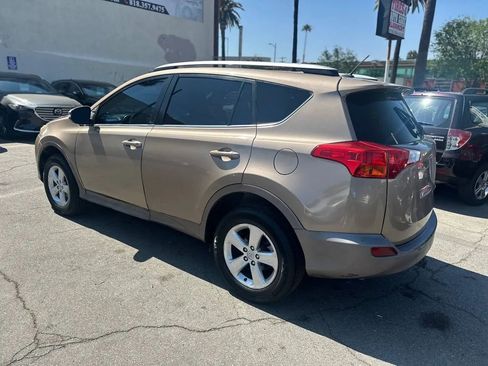 Used 2014 Toyota RAV4 XLE image 12