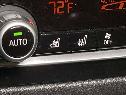 Used 2018 BMW 530i xDrive image 27