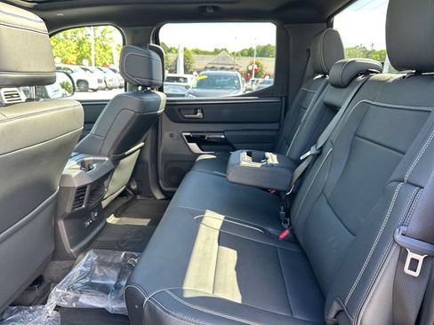 Used 2026 Toyota Tundra Limited AWD/4WD image 13