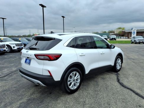 Used 2023 Ford Escape Active image 2