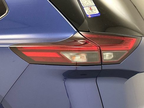 Certified 2023 Nissan Rogue Platinum AWD/4WD image 29