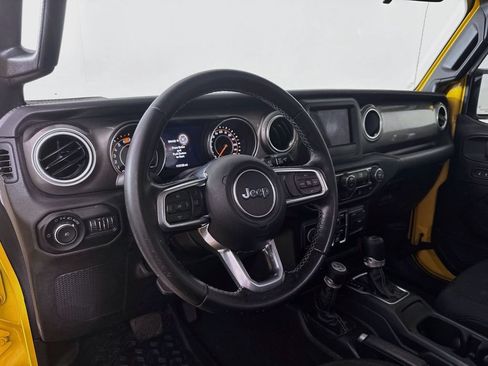 Used 2020 Jeep Wrangler Unlimited Sahara AWD/4WD image 10