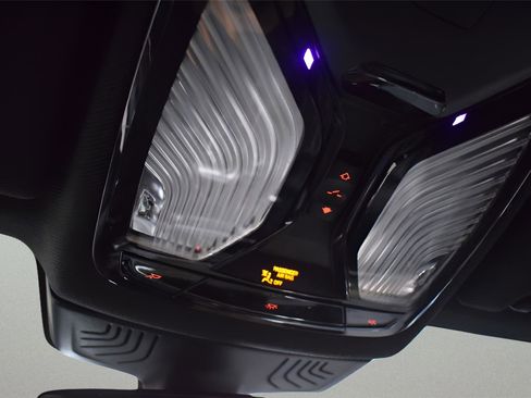 Used 2019 BMW M550i xDrive w/ Premium Package 2 image 20