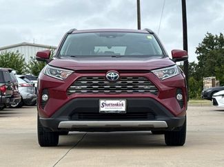 Used 2020 Toyota RAV4 Limited w/ Limited Grade Weather Package AWD/4WD video 2