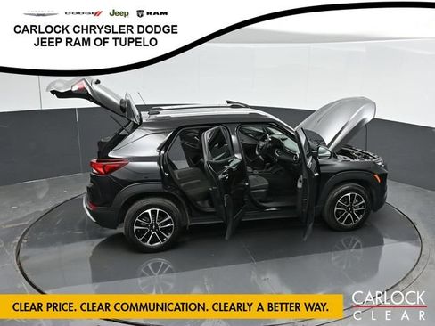 Used 2025 Chevrolet TrailBlazer LT AWD/4WD image 49