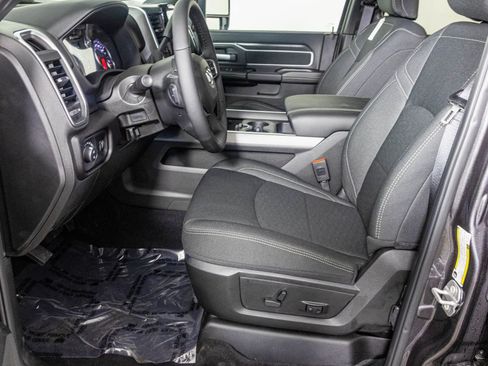 New 2025 RAM 2500 Big Horn image 21