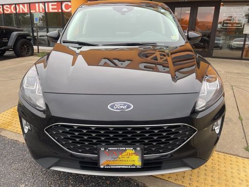 Used 2022 Ford Escape SEL w/ Technology Package image 9