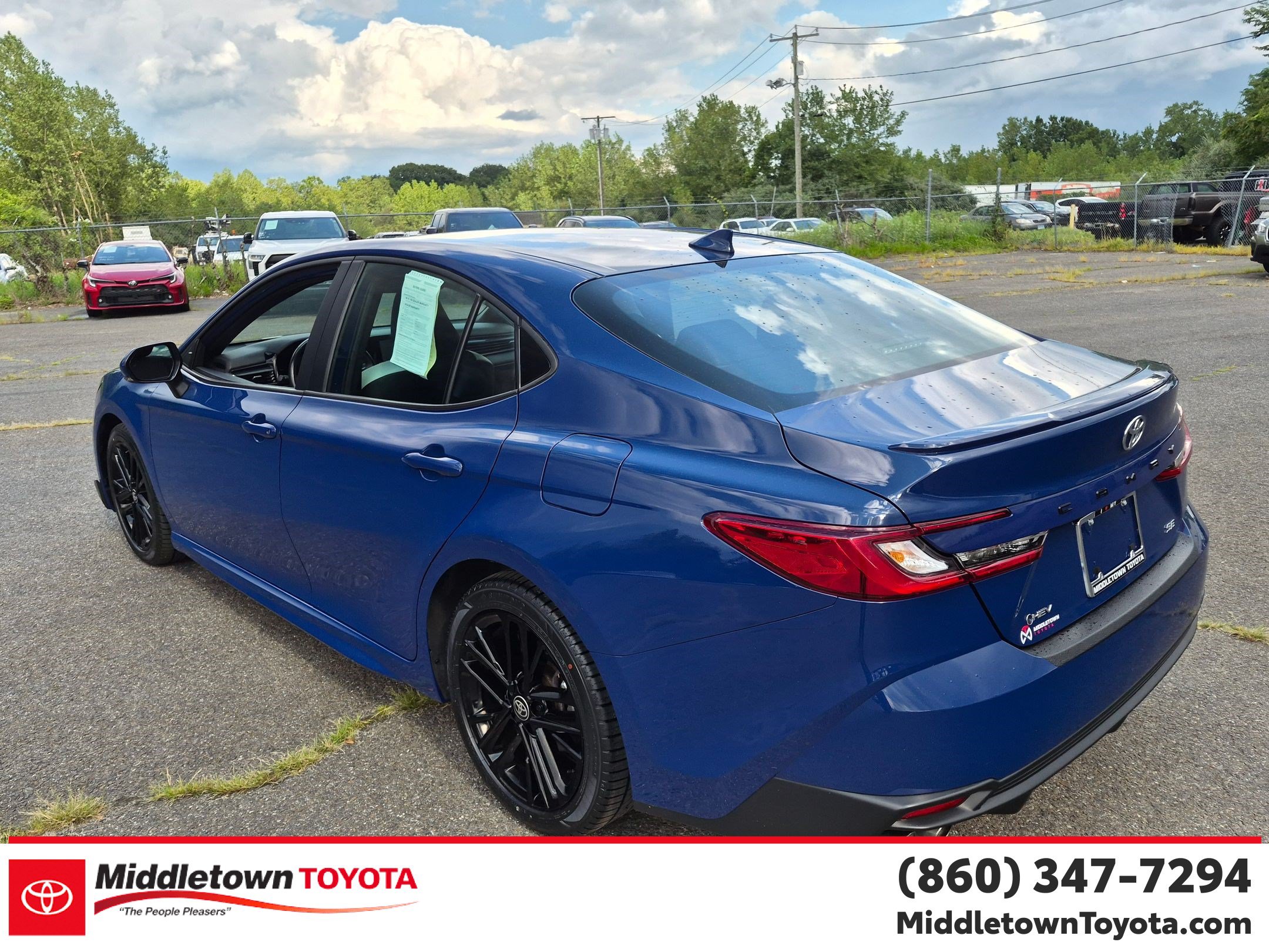 Certified 2025 Toyota Camry SE FWD image 5