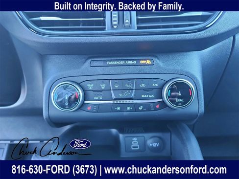 New 2026 Ford Escape ST-Line w/ Cold Weather Package image 18