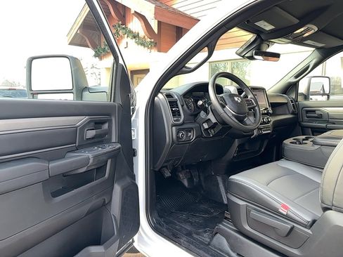 New 2026 RAM 5500 Tradesman w/ Chrome Appearance Group AWD/4WD image 9