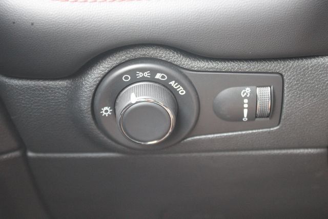 Used 2025 Dodge Durango GT AWD/4WD image 18