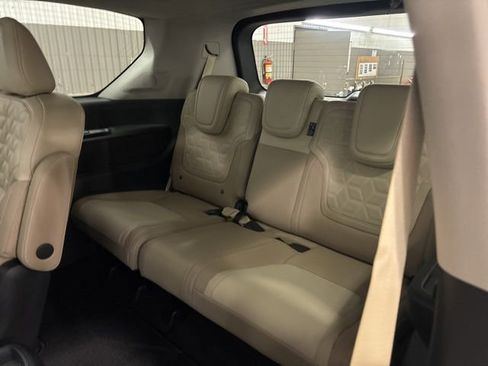 New 2026 Nissan Armada Platinum Reserve image 13