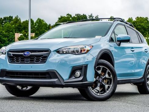 Used 2020 Subaru Crosstrek 2.0i Premium w/ Moonroof Package 2 AWD/4WD image 1