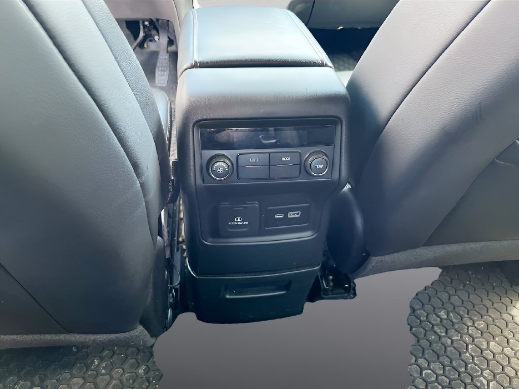 Used 2021 GMC Acadia SLT w/ Elevation Edition FWD image 26