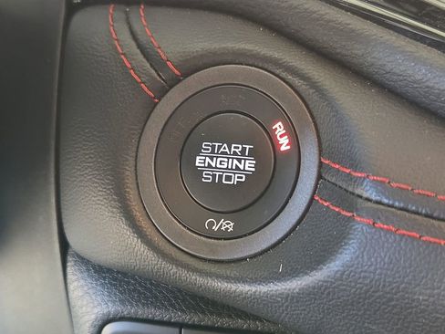 Used 2024 Dodge Durango GT RWD image 20