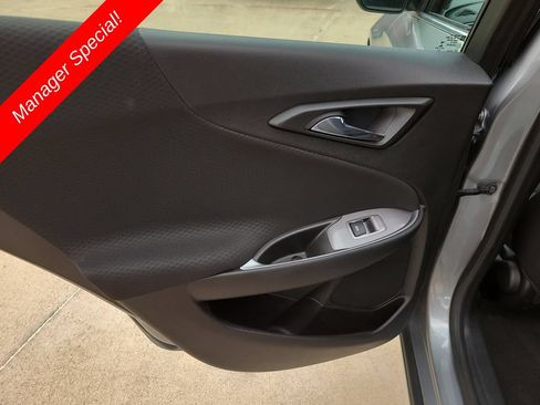 Used 2025 Chevrolet Malibu LS FWD image 11