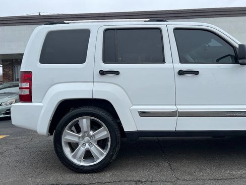 Used 2012 Jeep Liberty Limited Jet w/ Comfort/Convenience Group AWD/4WD image 40
