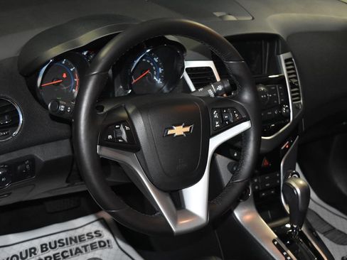 Used 2014 Chevrolet Cruze LTZ image 2