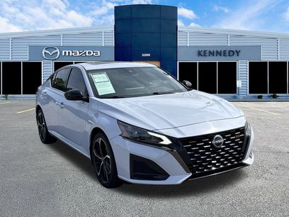 Used 2023 Nissan Altima 2.5 SR w/ SR Premium Package