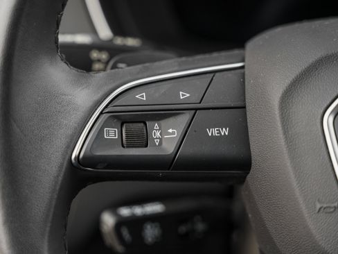 Used 2024 Audi Q5 e Premium Plus image 17