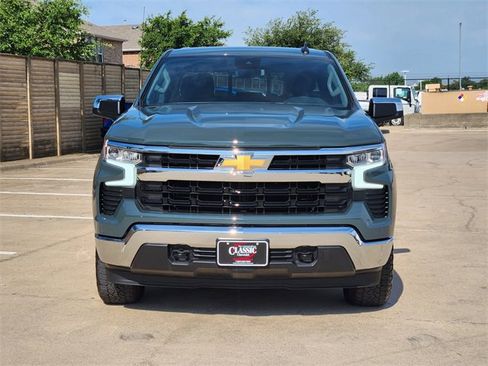 Used 2025 Chevrolet Silverado 1500 LT w/ Z71 Off-Road Package AWD/4WD image 9