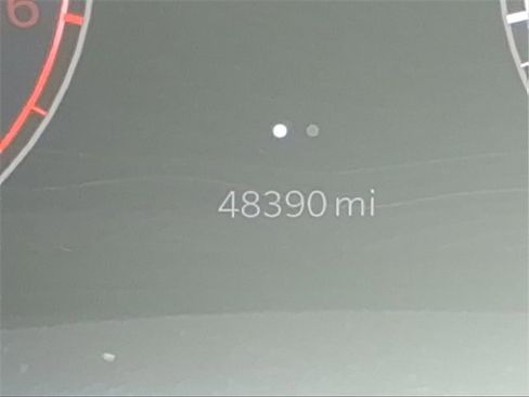 Used 2024 Jeep Wagoneer L Series II image 16