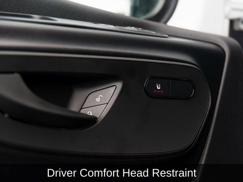 Used 2025 Mercedes-Benz Sprinter 2500 image 26