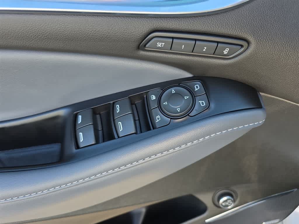 Used 2023 Buick Enclave Premium w/ Experience Buick Package FWD image 19