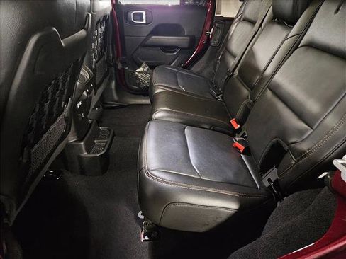 Used 2021 Jeep Wrangler Unlimited Rubicon w/ Trailer Tow Package image 17