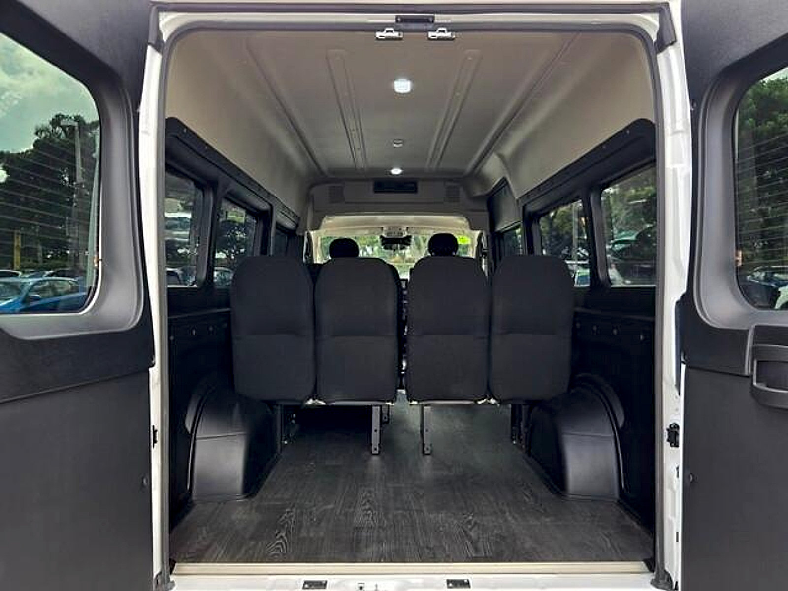 Used 2023 RAM ProMaster 3500 FWD image 12
