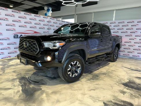 Used 2023 Toyota Tacoma TRD Off-Road image 2