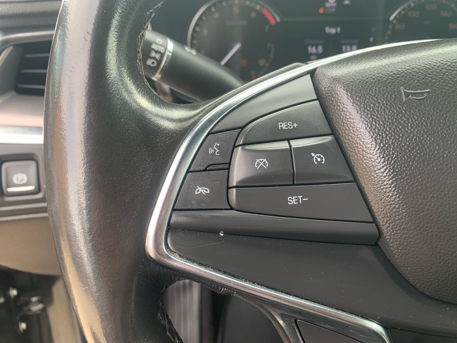 Used 2020 Cadillac XT5 Luxury FWD image 26