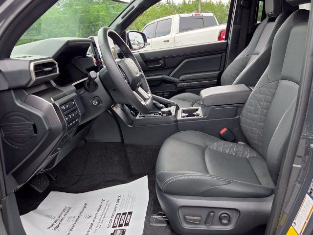 Used 2026 Toyota 4Runner TRD Off-Road Premium AWD/4WD image 5
