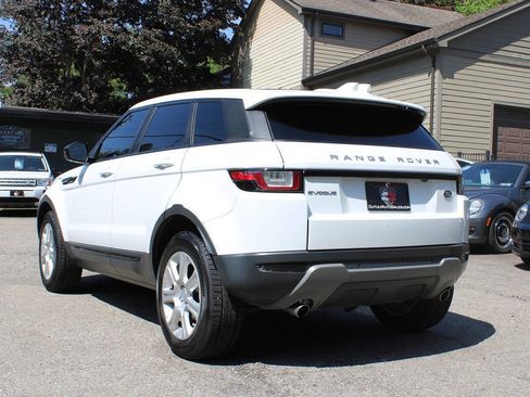 Used 2017 Land Rover Range Rover Evoque SE AWD/4WD image 5
