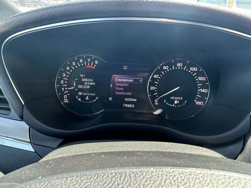 Used 2017 Lincoln MKC Select w/ Select Plus Package AWD/4WD image 21