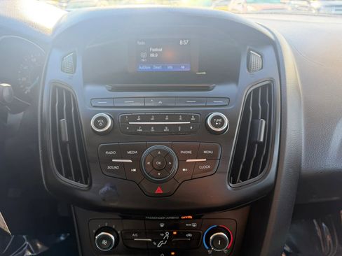Used 2015 Ford Focus S FWD image 14