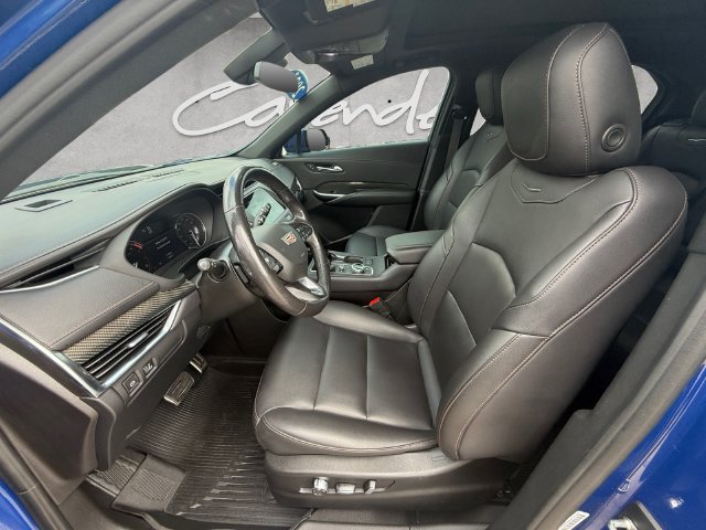 Used 2021 Cadillac XT4 Sport w/ Cold Weather Package FWD image 19
