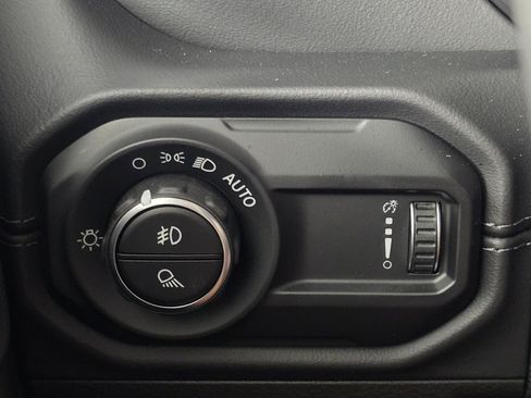 New 2026 Jeep Gladiator Sport AWD/4WD image 35
