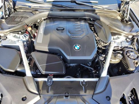 Used 2023 BMW 530i xDrive w/ Executive Package image 9