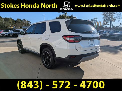 Certified 2025 Honda Pilot EX-L image 6