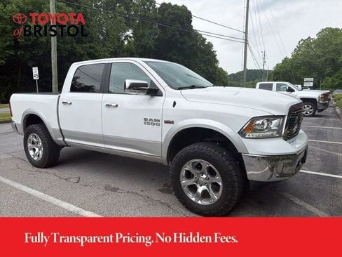 Used 2017 RAM 1500 Laramie w/ Convenience Group AWD/4WD image 19