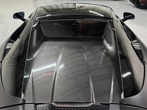 Used 2020 McLaren 720S Spider image 23