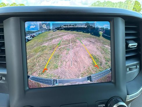 Certified 2022 RAM 1500 Laramie image 23