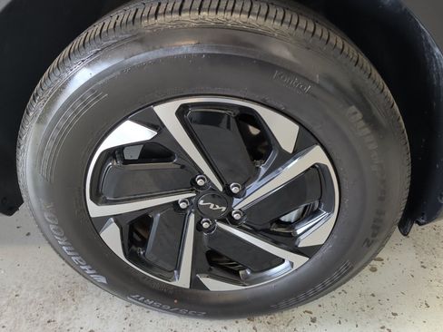 Certified 2023 Kia Sportage LX AWD/4WD image 4