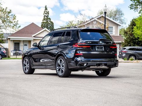 New 2026 BMW X7 xDrive40i w/ Executive Package image 3