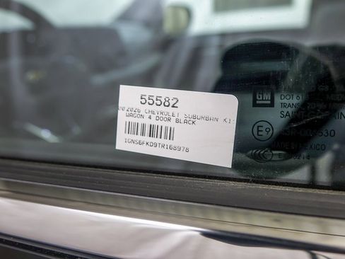 New 2026 Chevrolet Suburban Premier image 29