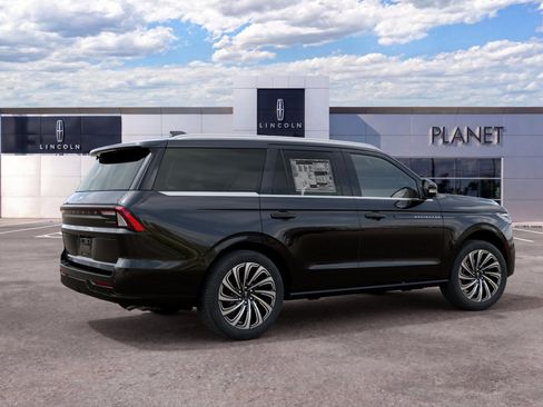 New 2027 Lincoln Navigator Black Label AWD/4WD image 6