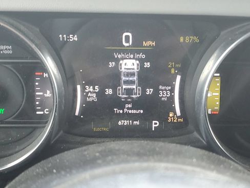Used 2021 Jeep Wrangler Unlimited Sahara AWD/4WD image 22
