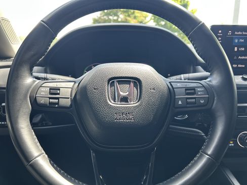 Certified 2025 Honda Accord EX-L image 17
