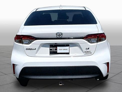 Used 2024 Toyota Corolla LE image 5